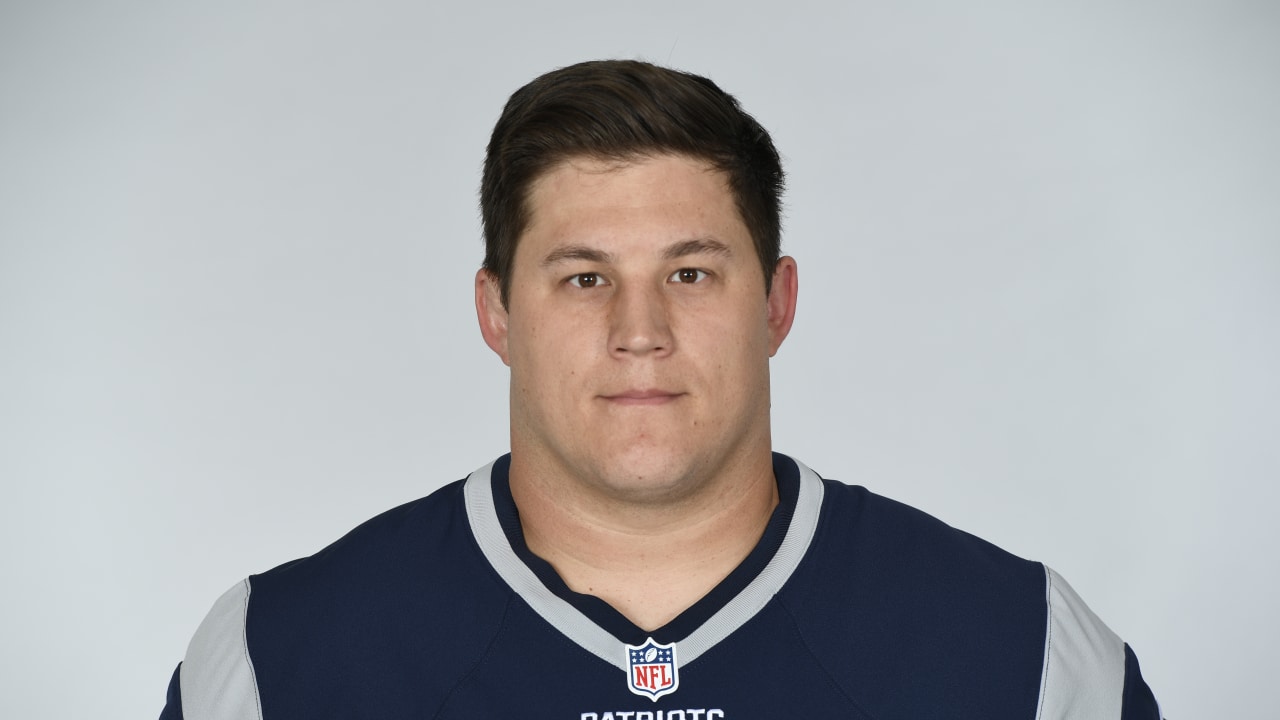 Patriots reportedly re-sign offensive lineman James Ferentz to one-year  deal - CBS Boston