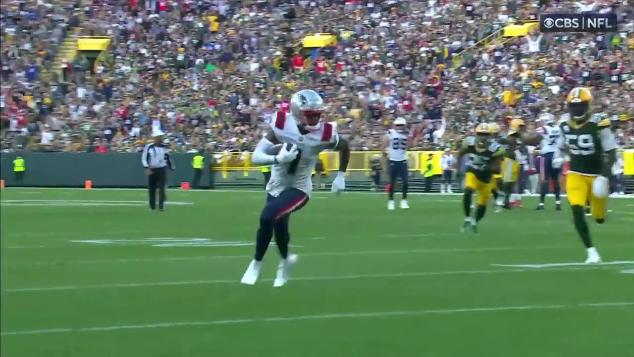 New England Patriots quarterback Bailey Zappe shows touch on 22-yard  back-shoulder loft to wide receiver DeVante Parker