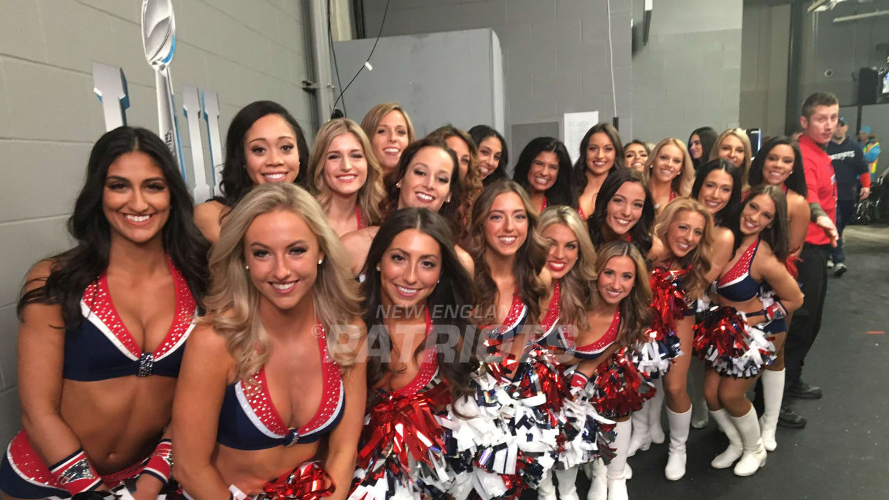 Cheerleader for Patriots gives it her all at Super Bowl