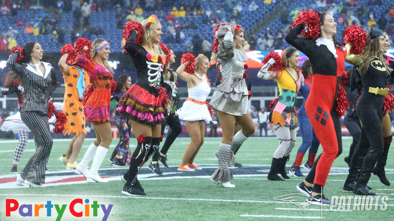 NFL cheerleaders get in the Halloween spirit