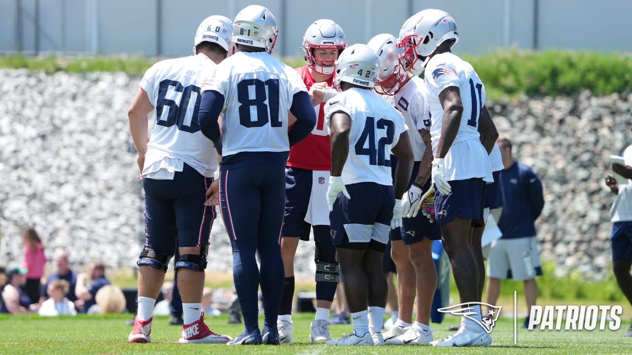 Patriots reveal 53-man roster: Instant analysis of New England's group  heading into 2022 NFL season 