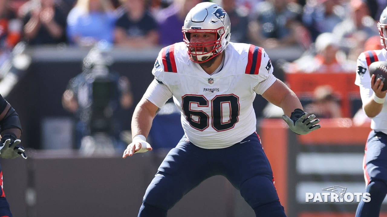 David Andrews returns to Patriots after missing two weeks due to