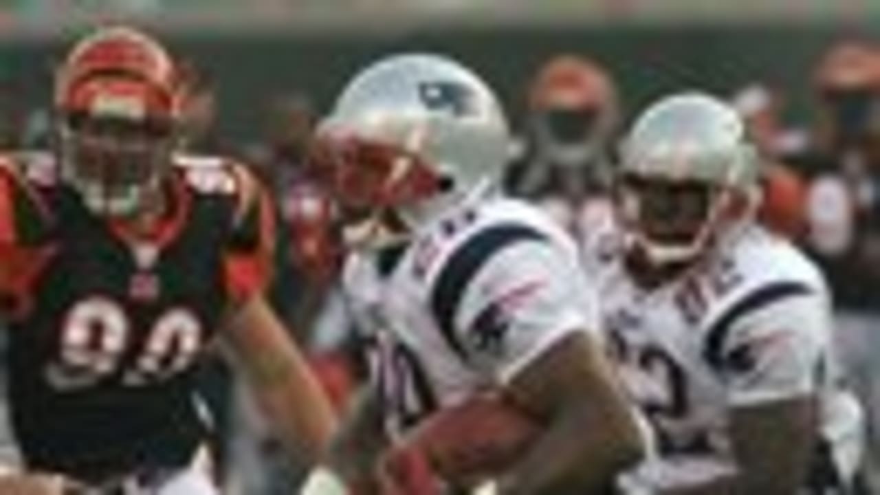 24 Nov 2002: Corey Dillon of the Cincinnati Bengals during the