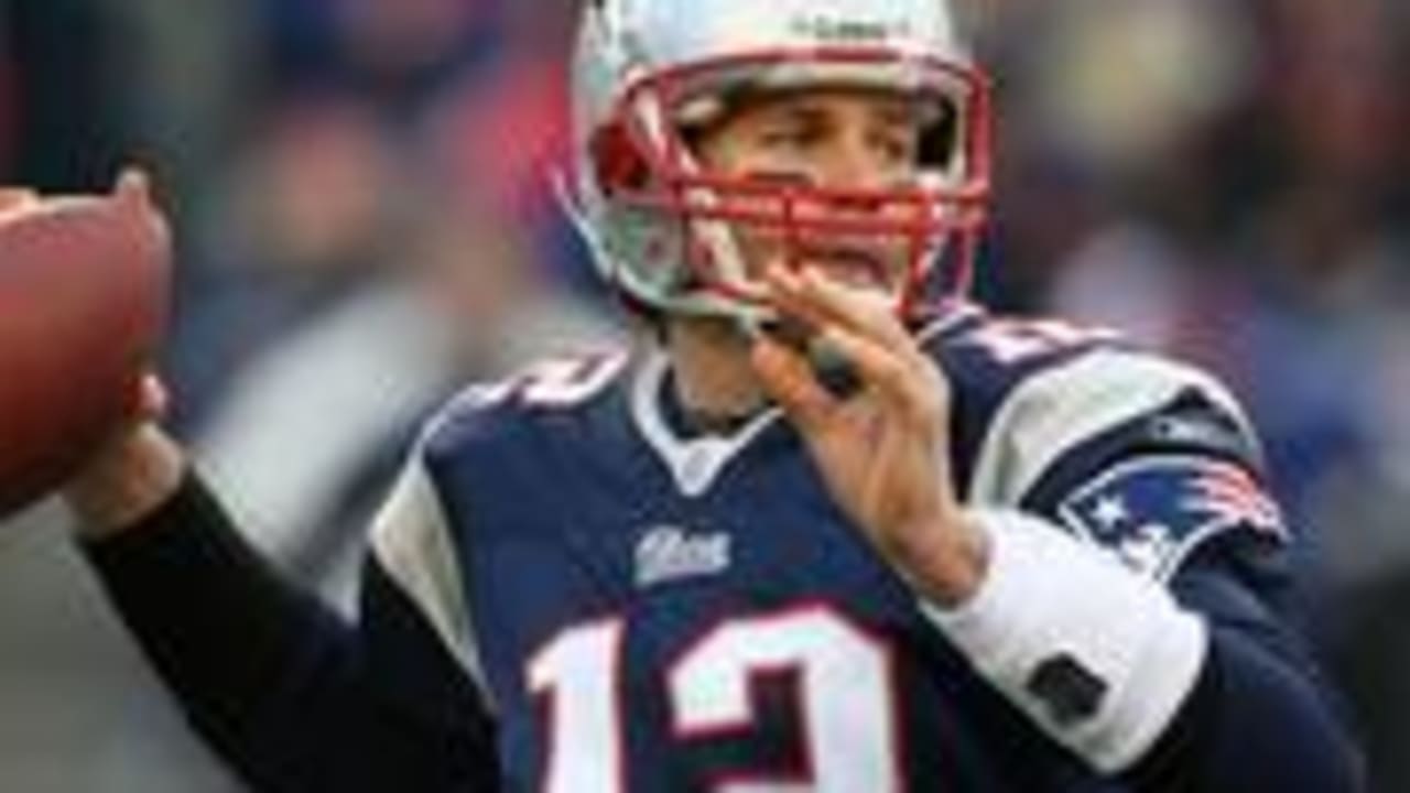 Tom Brady helps induct Kevin Faulk into New England Patriots Hall of Fame -  ESPN