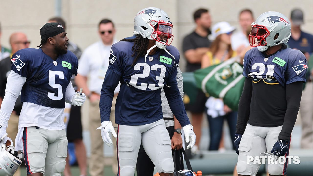 How the Patriots are Replacing Another Legendary Quarterback, This Time