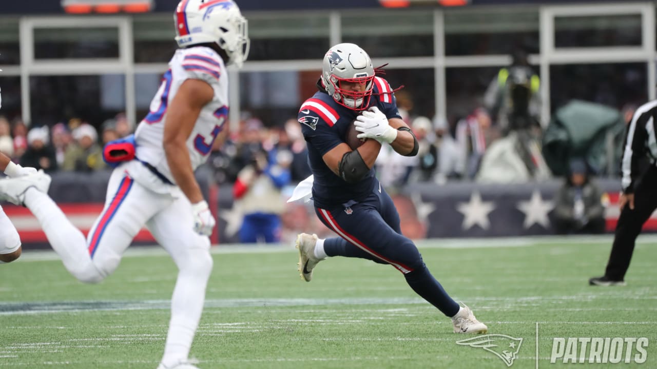 Photos: Patriots Vs. Bills Week 16