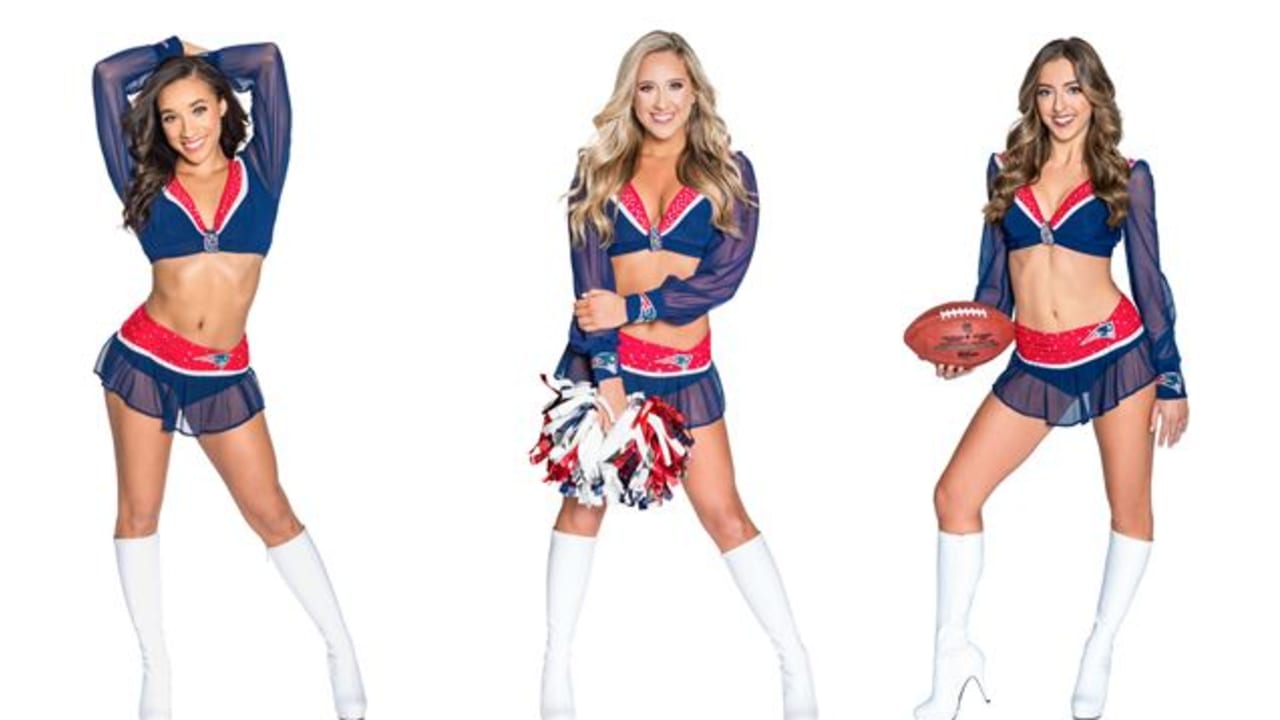 2020 New England Patriots Cheerleaders Full Length Photos