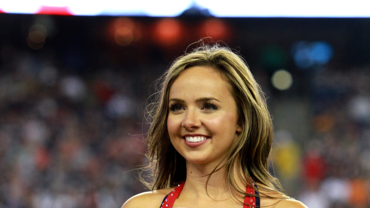 10 Questions with Patriots Cheerleader Delaney