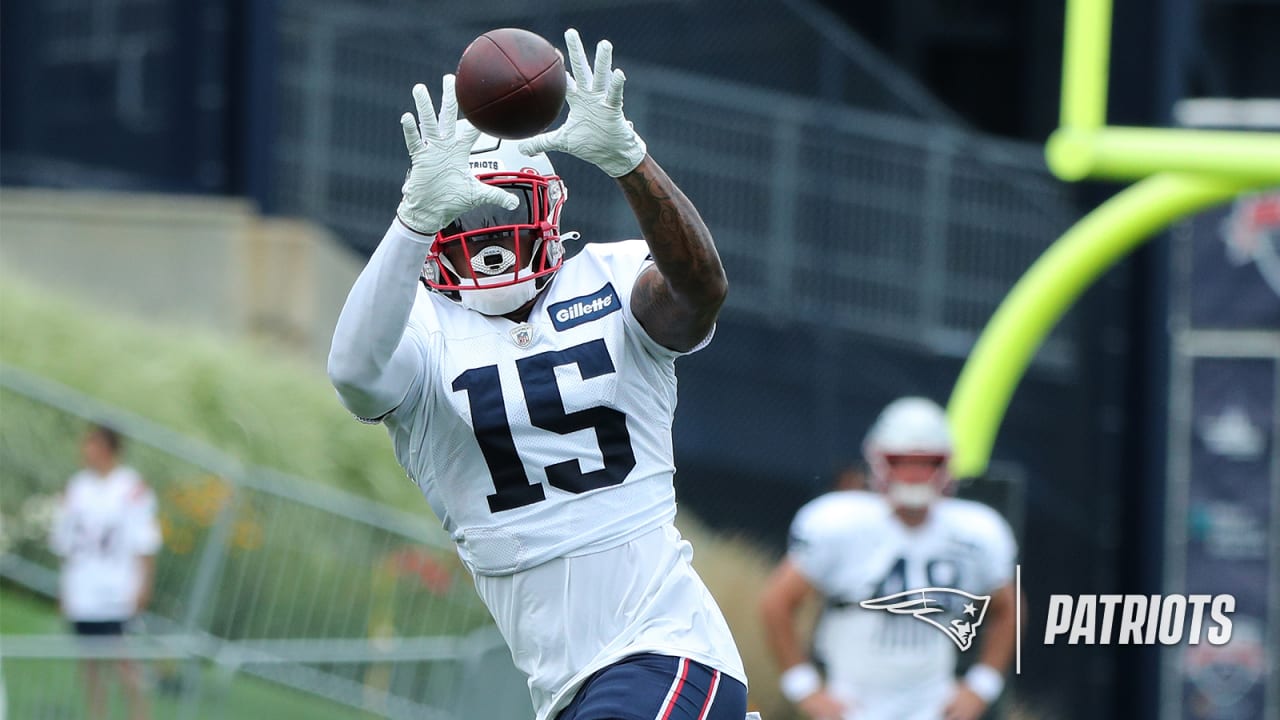 Patriots cancel practice, place Ferentz on COVID-19 list