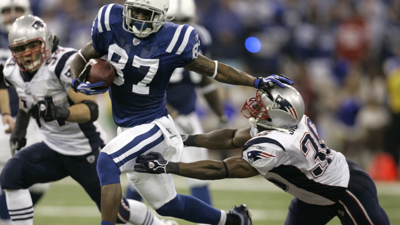 Reggie Wayne out in New England, WR asked Patriots to release him 