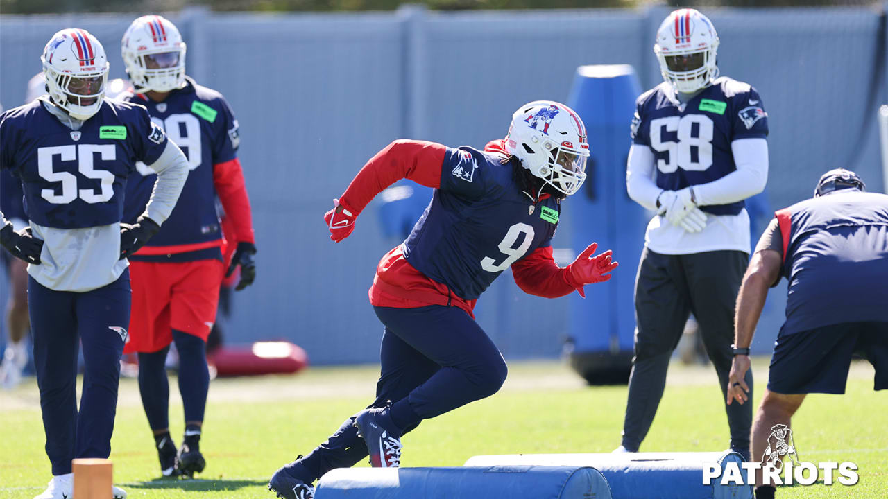 Matthew Judon of the New England Patriots sacks Jared Goff of the