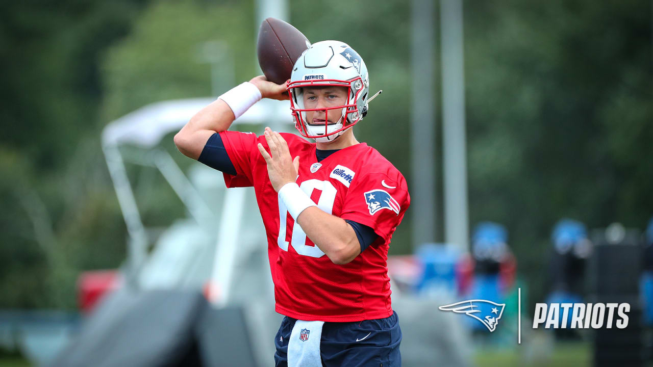 Patriots notebook: Bill Belichick says quarterback Mac Jones has improved  in three areas