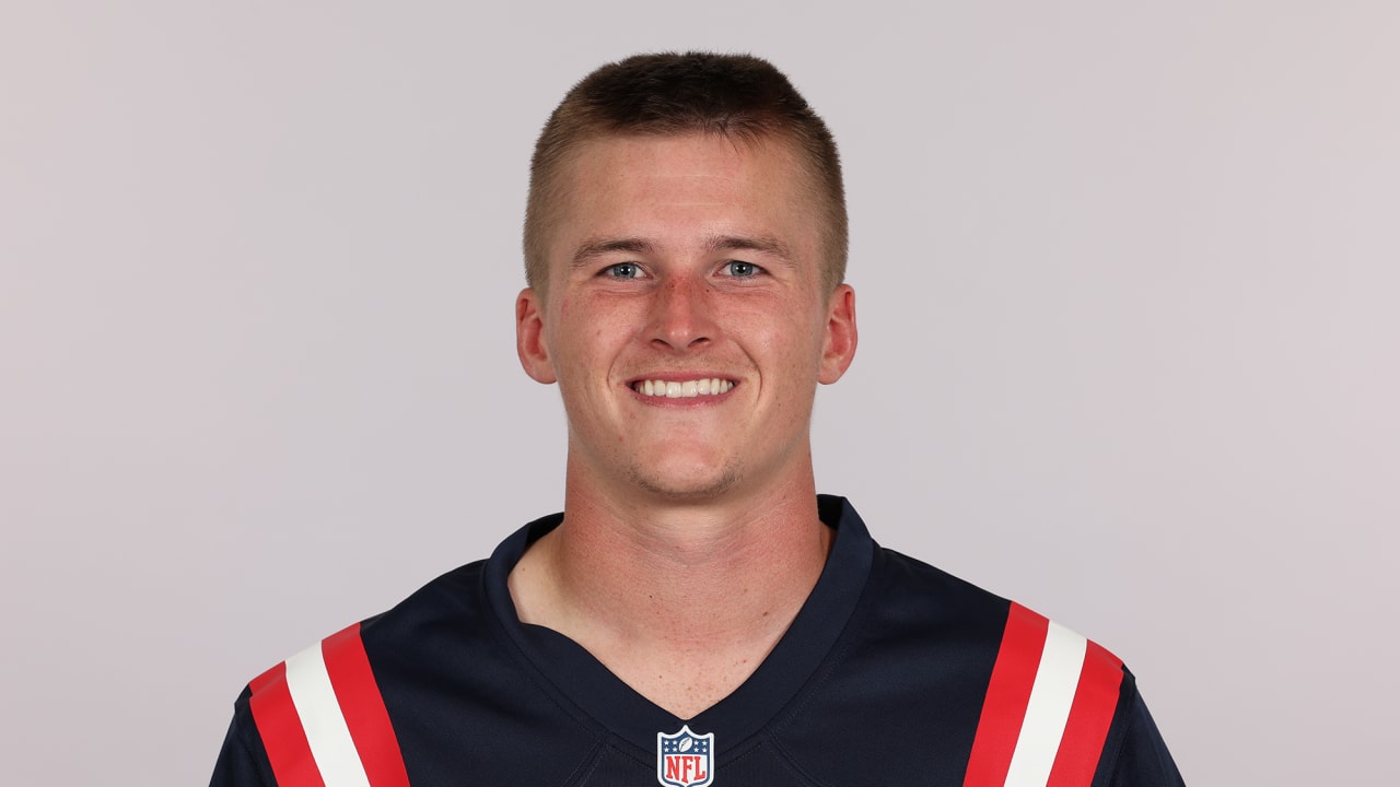 Bailey Zappe returns to Patriots, but in a different role