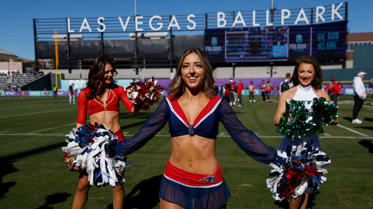 Patriots cheerleader : r/cheerleaders