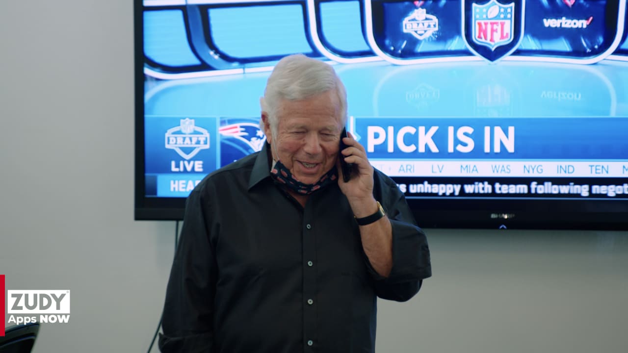 Inside the Patriots Draft Room Round 1