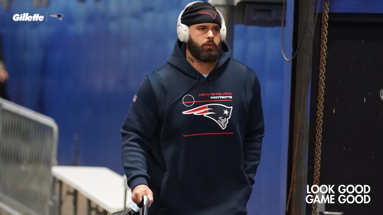 Photos: Pregame Week 13: Inside The Patriots Locker Room And Player ...