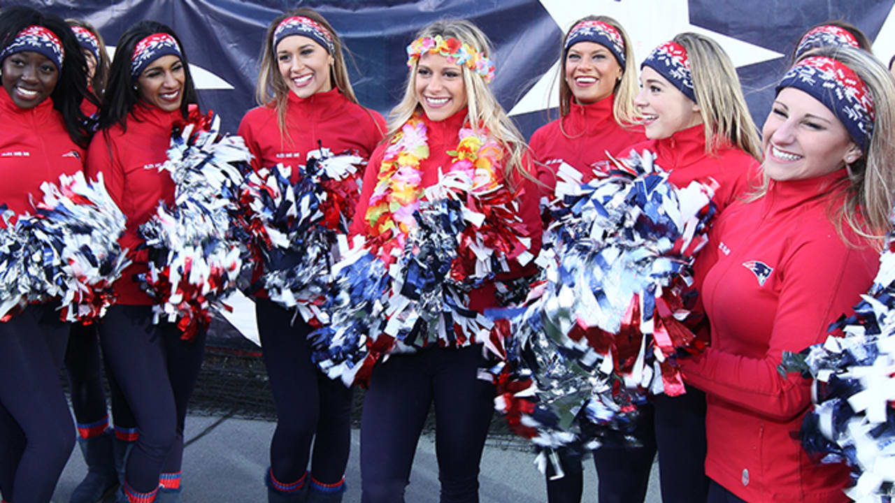 New England Patriots Cheerleaders in Ugg – Footwear News