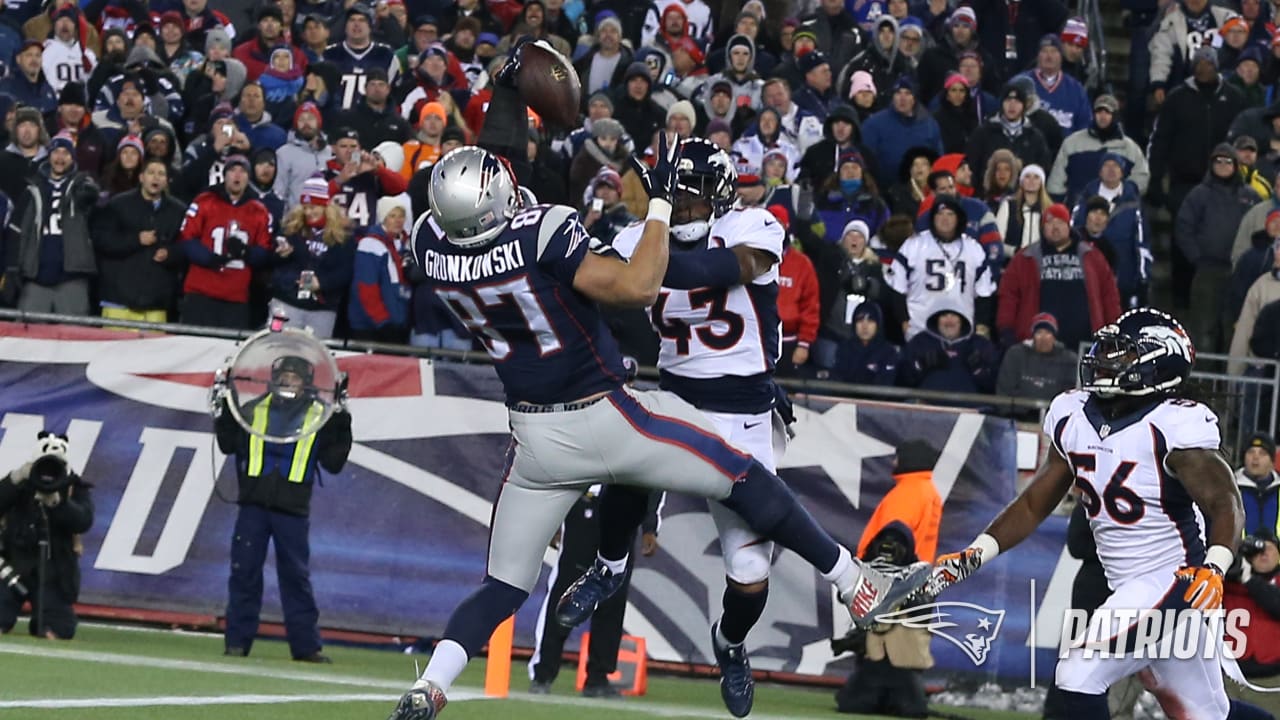 New England Patriots Sloppy, but 8-0 