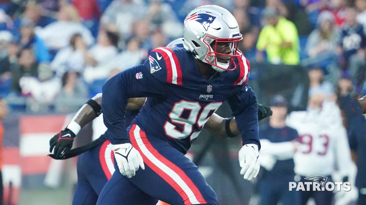 Analysis: Patriots Rule Out OT Calvin Anderson, List Eight Players as Questionable for Sunday's Game vs. Dolphins