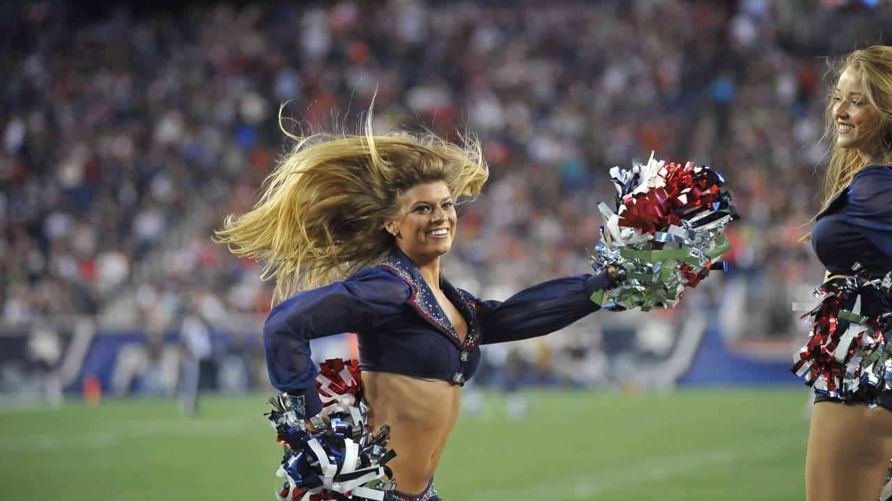 Patriots Cheerleader Karen