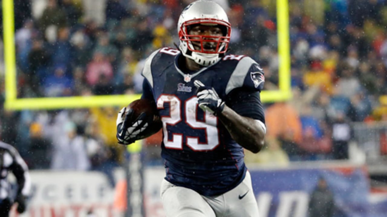 LeGarrette Blount sets records in win over Colts 