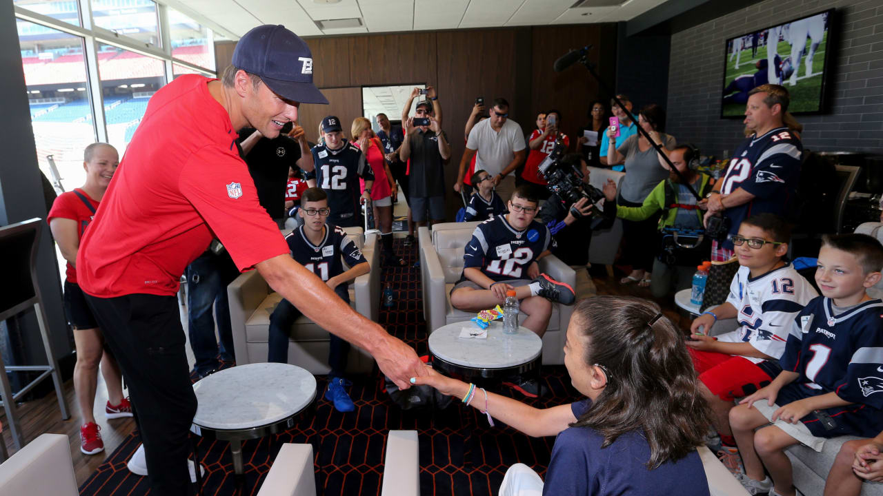 WATCH: Tom Brady meets and speaks with nine Make-A-Wish children