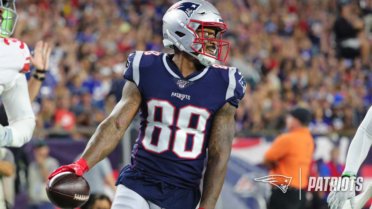 Report Patriots Deal Wr Thomas To Ny Jets