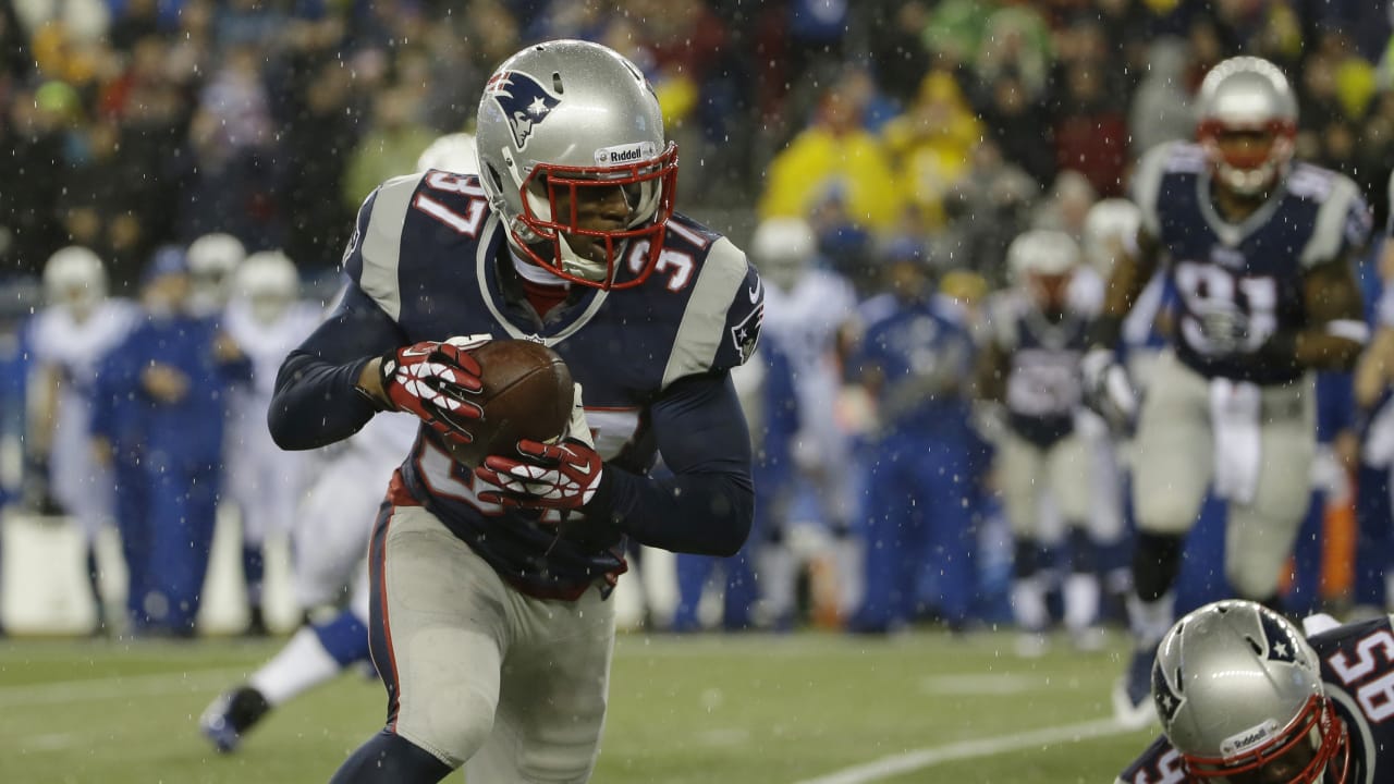 Patriots release cornerback Alfonzo Dennard