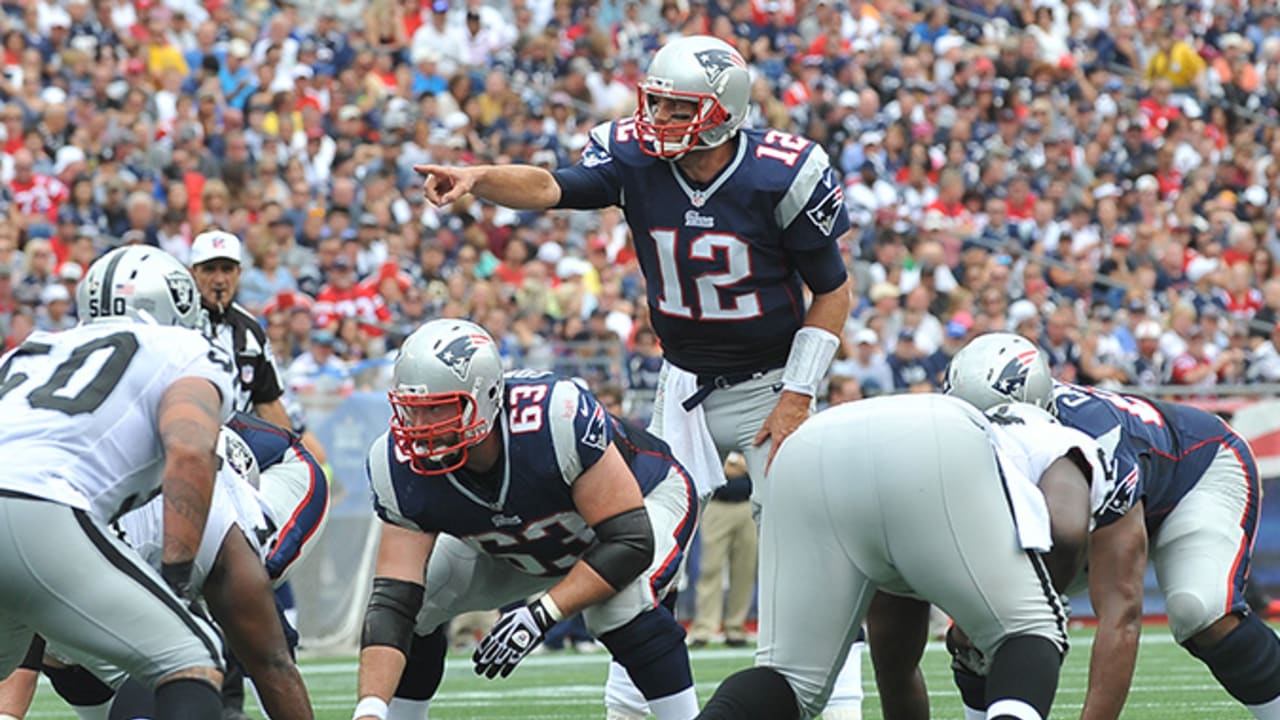 Patriots' Sluggish Offense Beats Raiders 16-9