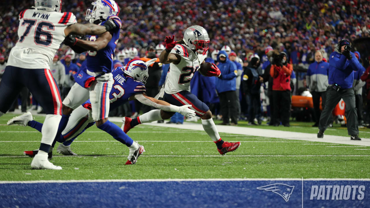 Photos: Patriots vs. Bills Week 13