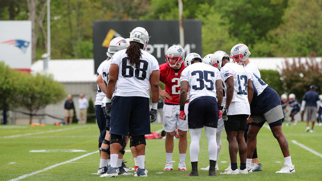 New England Patriots: Rob Gronkowski rubbing off on Troy Niklas