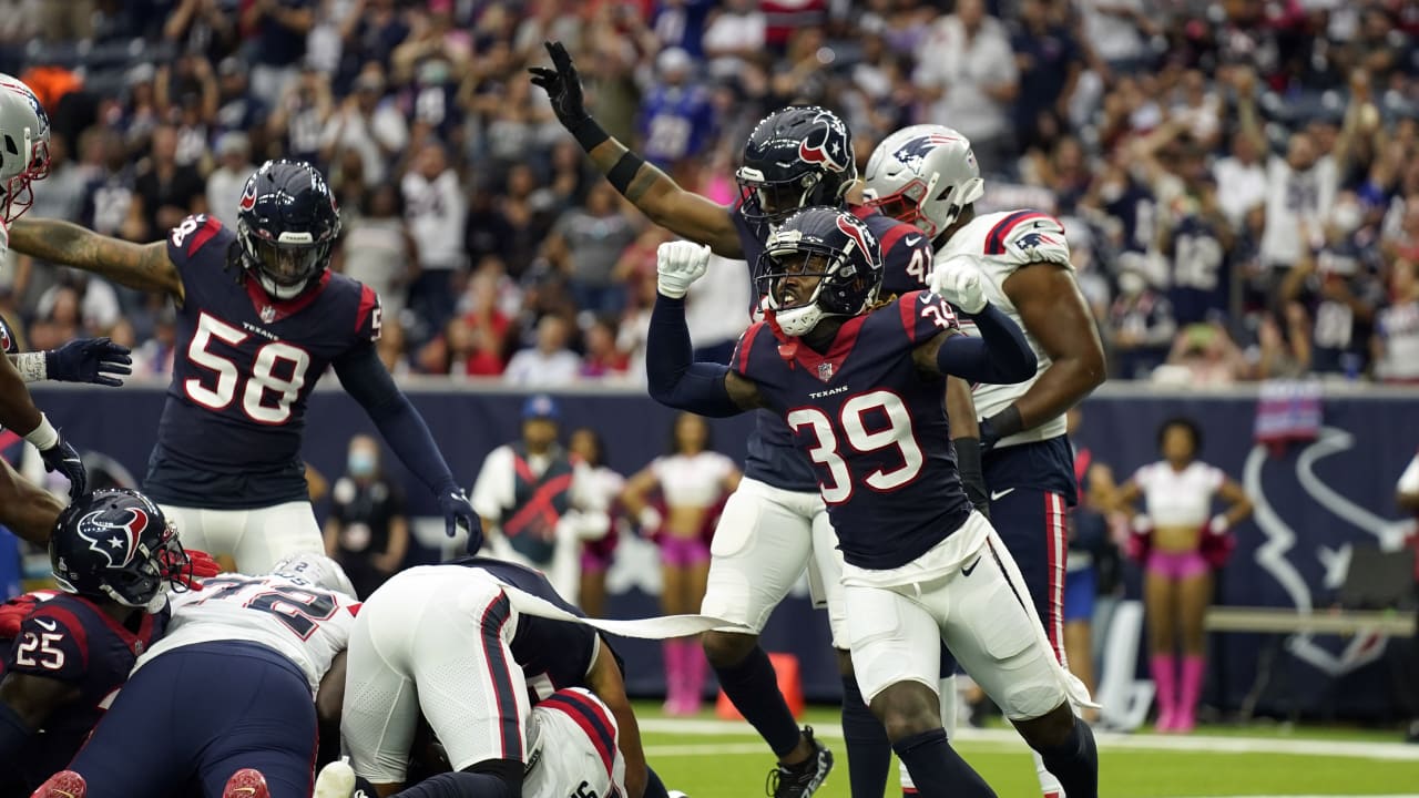 Patriots' Terrance Mitchell first player on field again, gets