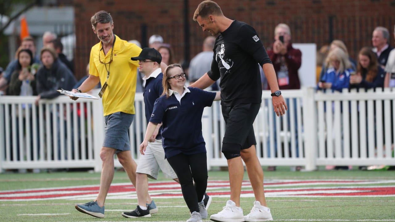 Tom Brady, Patriots teammates take part in Best Buddies Football Challenge  - Best Buddies International