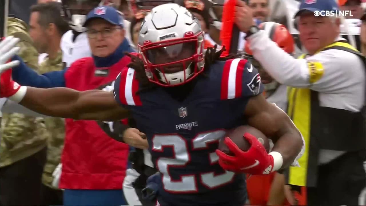 Kyle Dugger nearly scores TD after intercepting Mayfield's pass