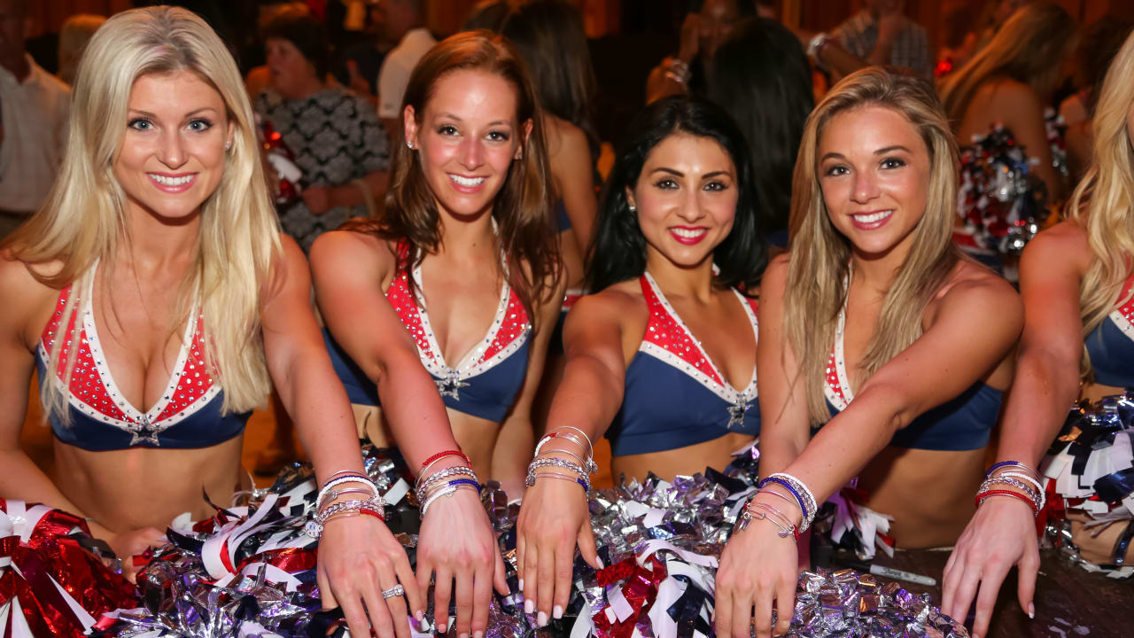 28 October 2007: Patriot Cheerleaders perform pregame dressed in their  halloween costumes. The New England Patriots