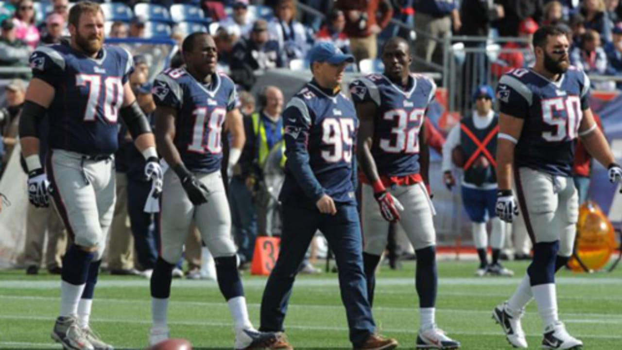 LeGarrette Blount, Aaron Dobson working as Patriots coaching fellows