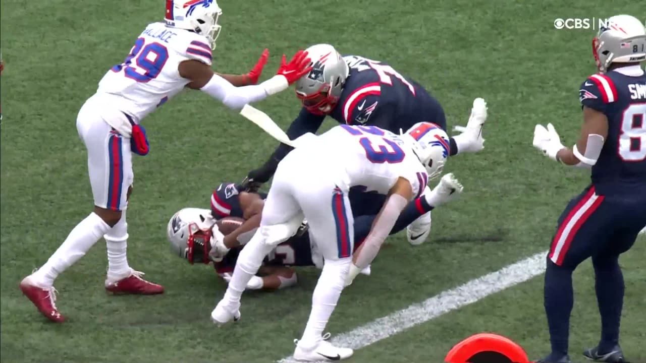 Damien Harris rumbles past defense for first touchdown vs. Bills