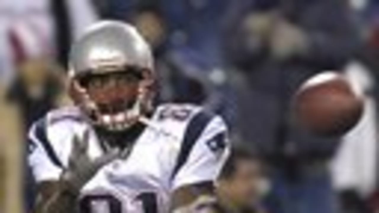 Randy Moss set to come out of retirement, wants to play for NFL