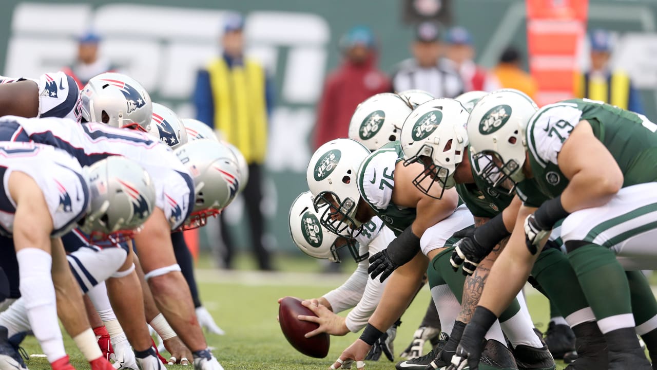 NEW ENGLAND PATRIOTS (27) vs NY JETS (24) NFL GAMEDAY GAME PROGRAM