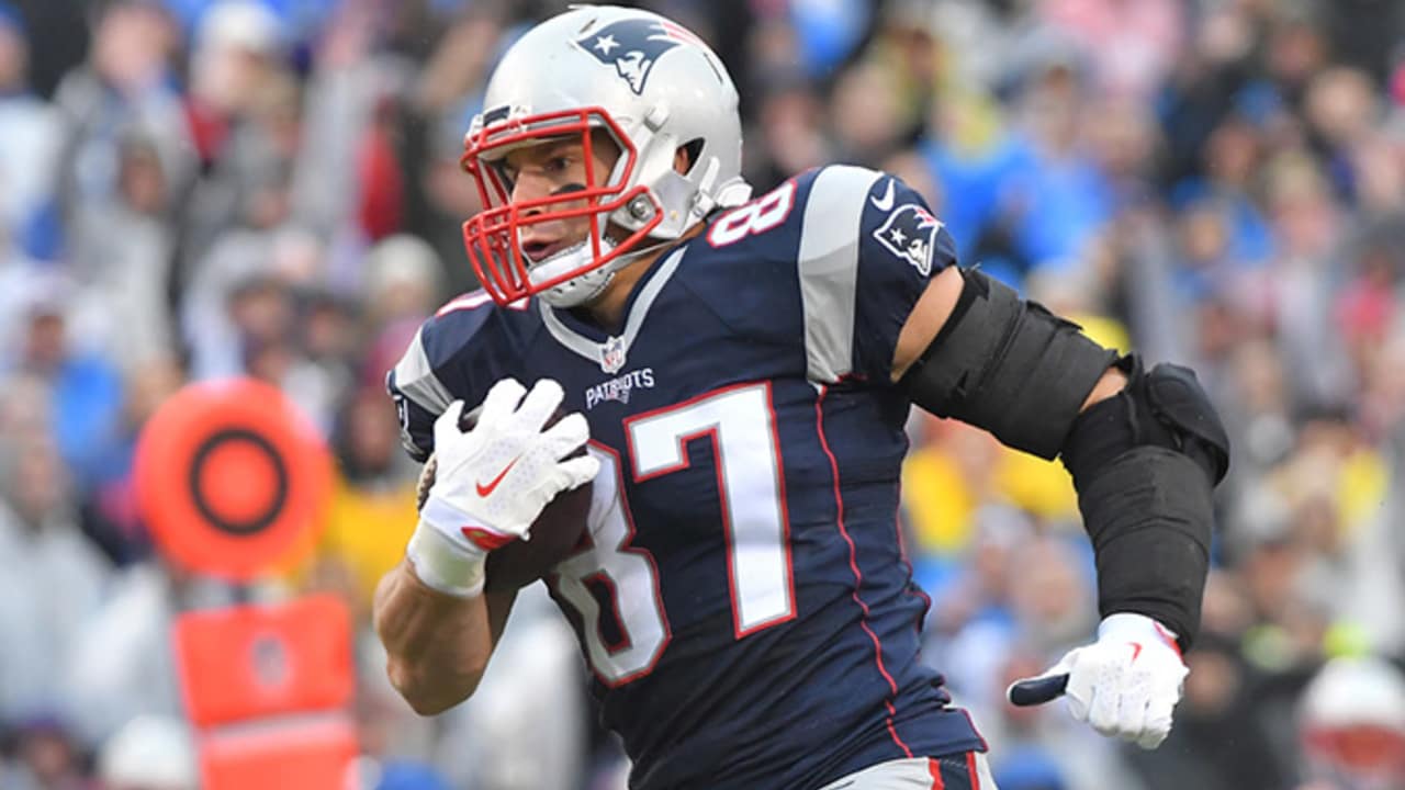 New England Patriots' Kyle Dugger against the New York Jets during an NFL  football game at Gillette Stadium, Sunday, Nov. 20, 2022 in Foxborough,  Mass. (Winslow Townson/AP Images for Panini Stock Photo 