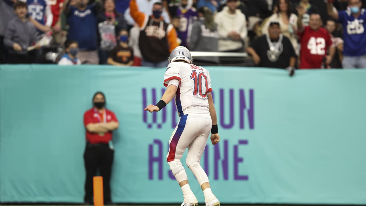 Dude, you're crazy': Amazing catch from Taylor tourney goes viral