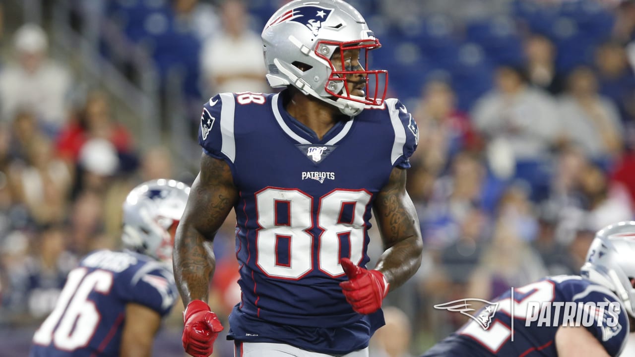 New England Patriots sign Demaryius Thomas on one-year deal