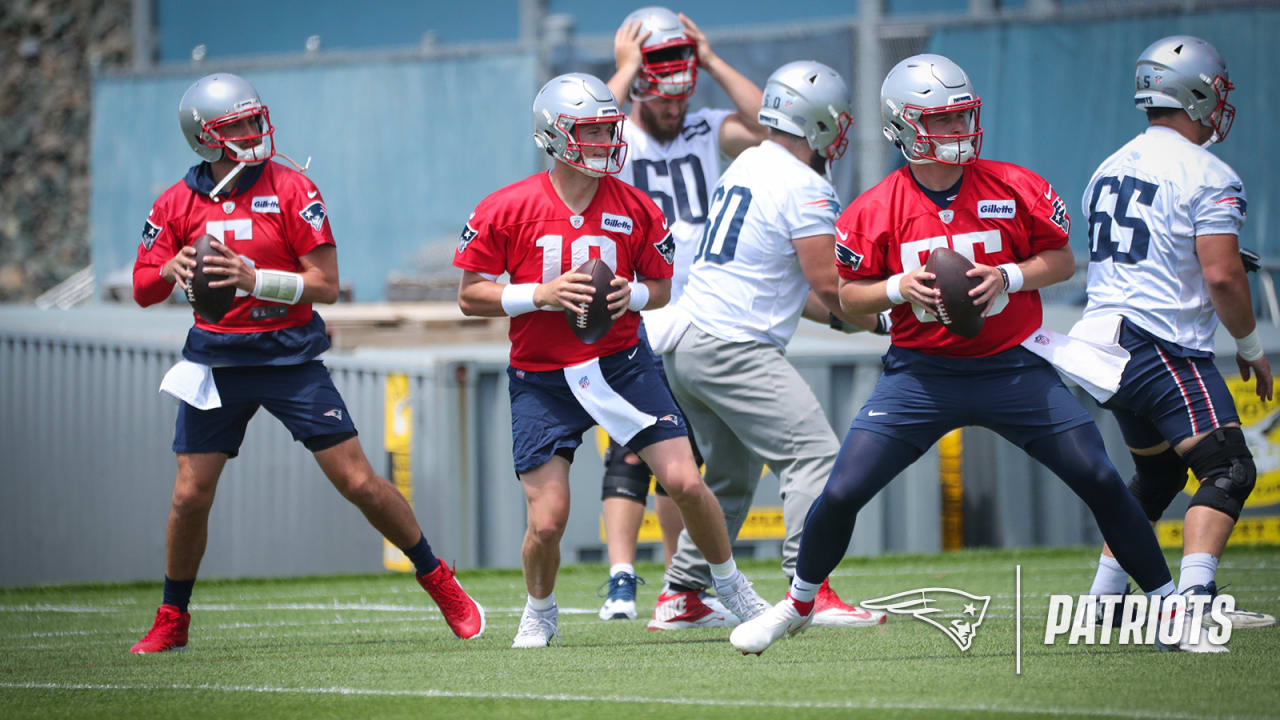 Patriots QBs Brian Hoyer, Jarrett Stidham start preseason on high note