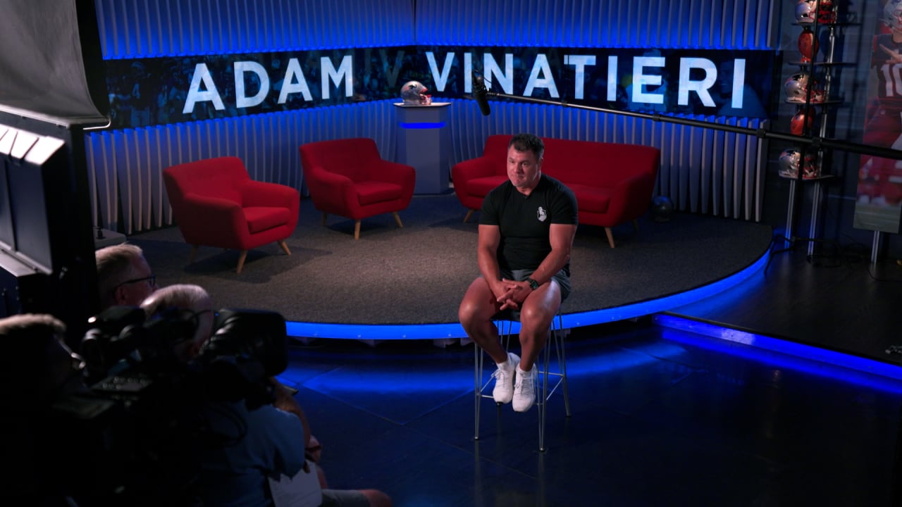 The Life And Career Of Adam Vinatieri (Complete Story)