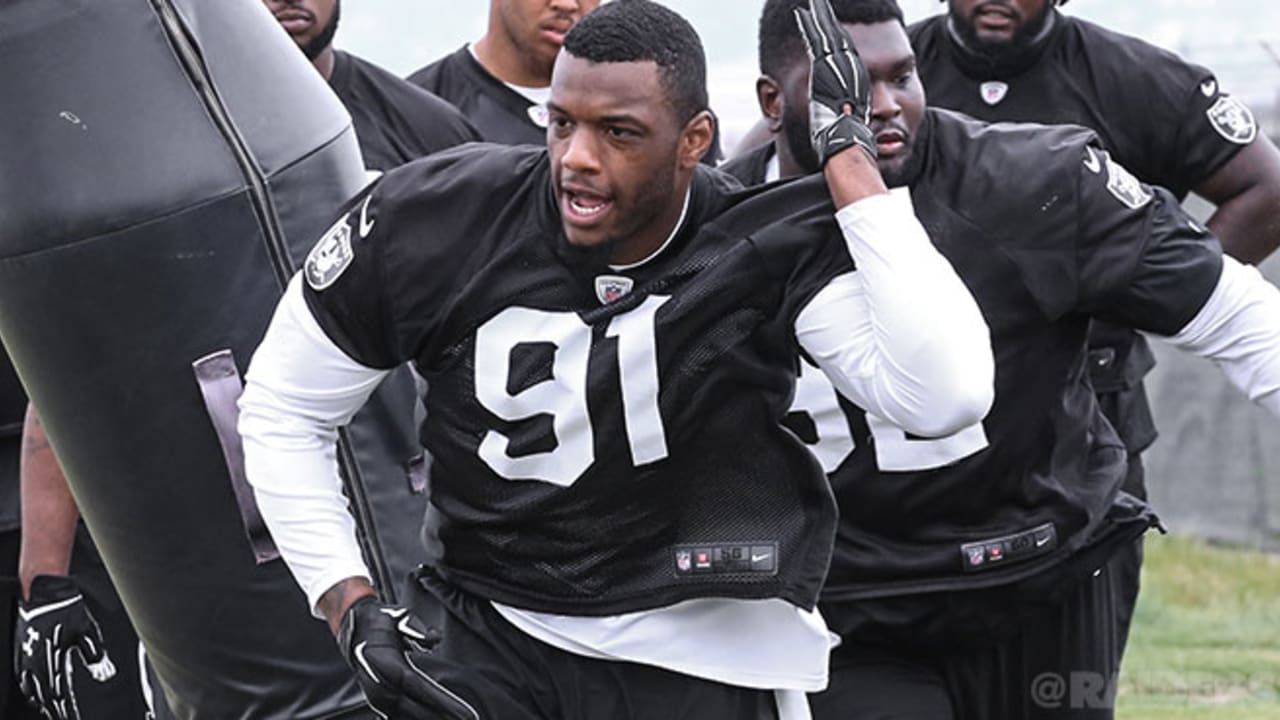 Oakland Raiders: Shilique Calhoun Primed for Big Year