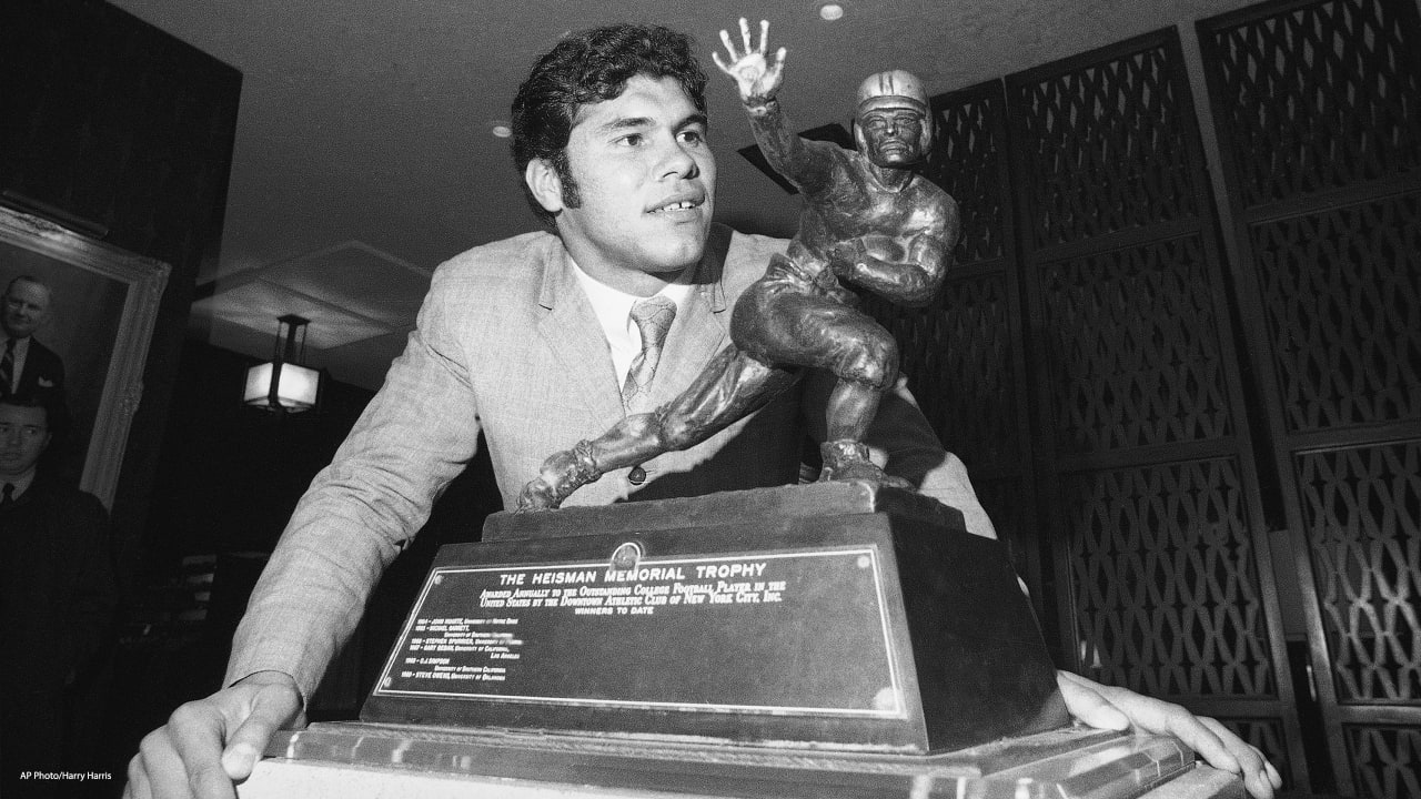 Jim Plunkett reflects on his path to winning the 1970 Heisman Trophy at