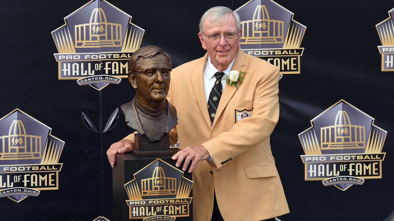 Hall of Fame Story - Ron Wolf
