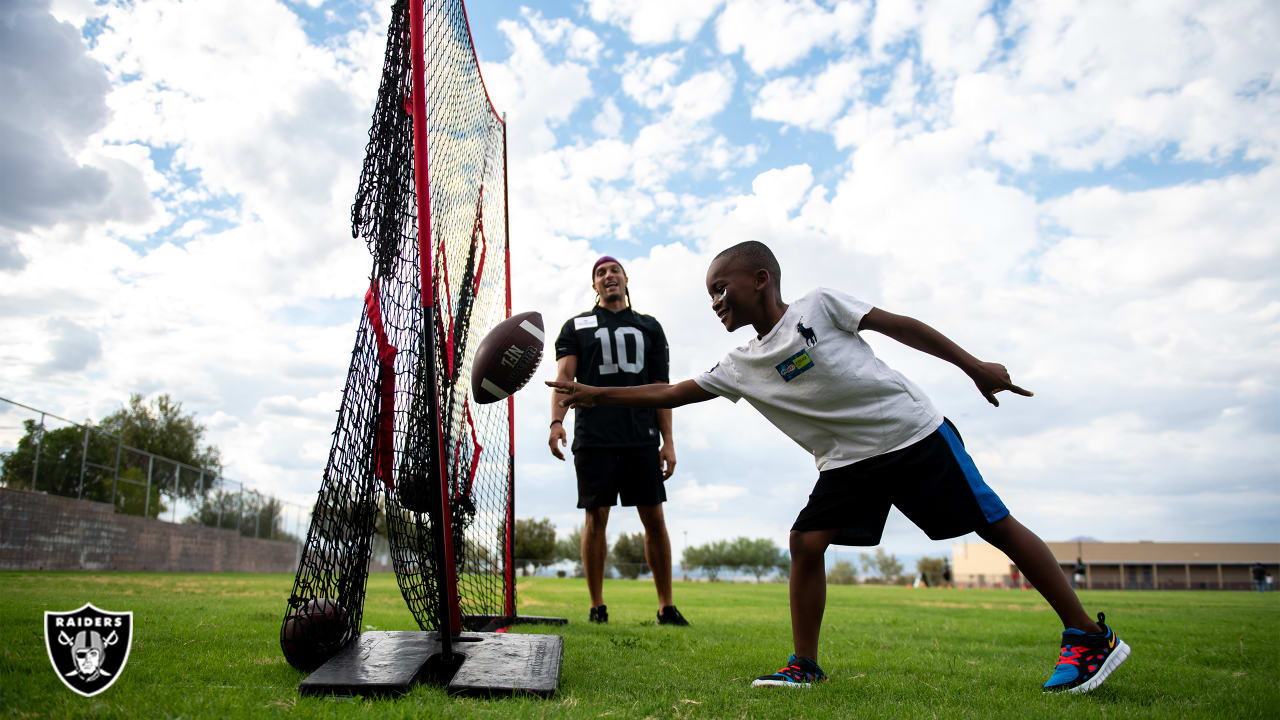 Local Kids 'Fuel Up' for NFL's Play 60 Field Day at the Pro Bowl