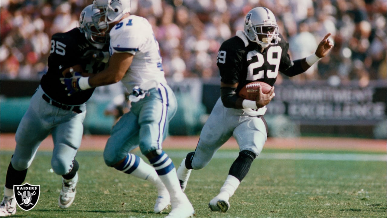 Eric Dickerson, with Rams in Super Bowl 2022, says L.A. 'Raider town'