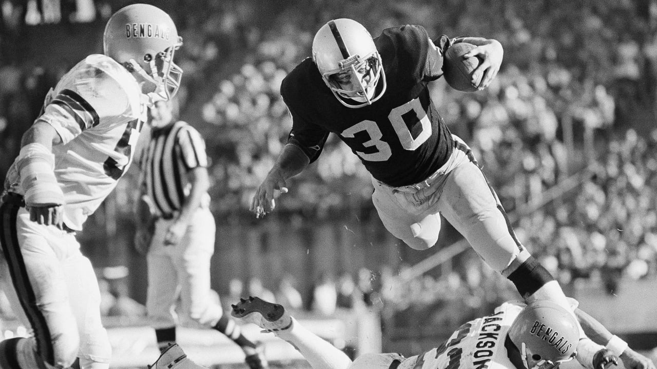 Silver and Black and White: Raiders vs. Bengals - Wild Card